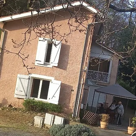 Дом отдыха La Reclot *