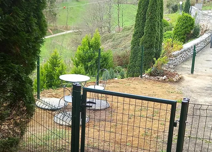 La Reclot 펜션 Herran